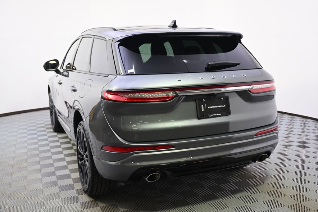 New 2026 Lincoln Corsair Reserve w/ Jet Appearance Package image 4