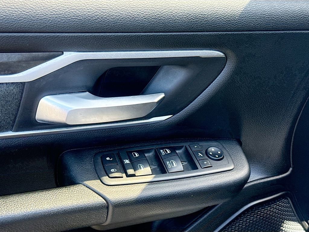 Used 2019 RAM 1500 Big Horn image 19