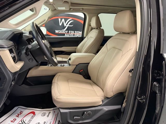 Used 2024 Ford Expedition Limited image 13