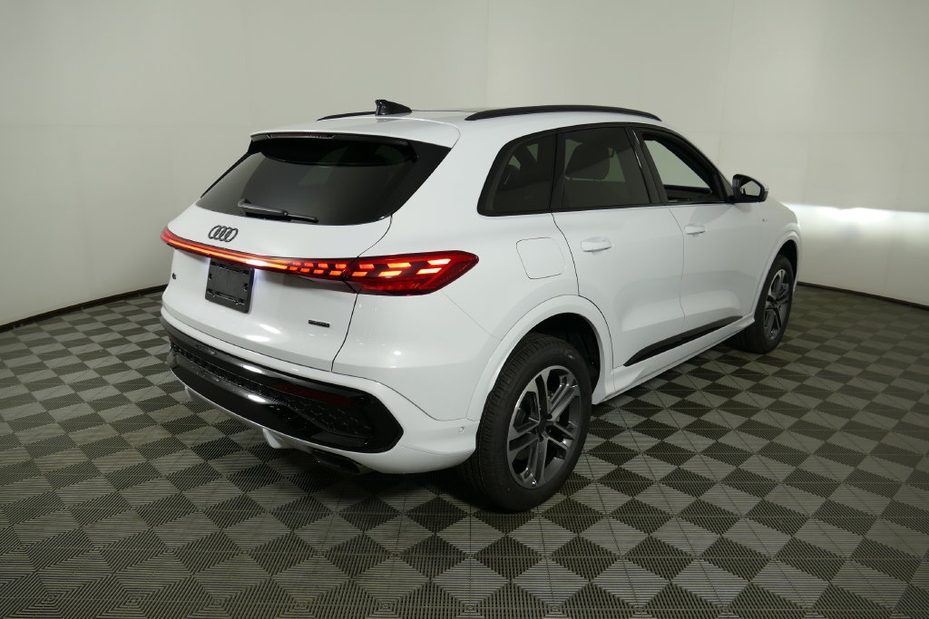 New 2026 Audi Q5 2.0T AWD/4WD image 3