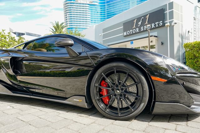 Used 2019 McLaren 600LT RWD image 36