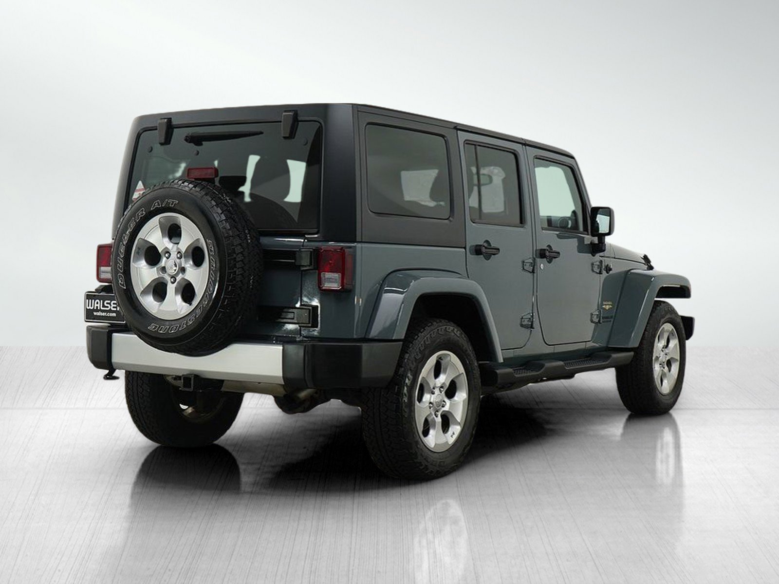 Used 2014 Jeep Wrangler Unlimited Sahara w/ Connectivity Group image 5