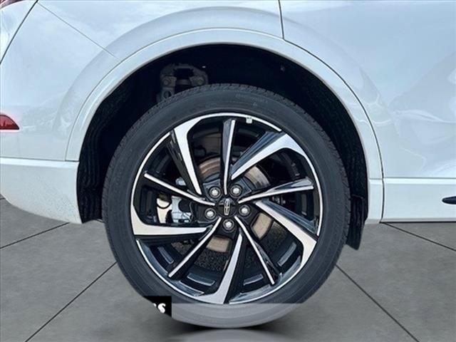 New 2024 Lincoln Corsair Grand Touring AWD/4WD image 4