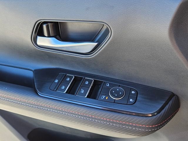 New 2026 Nissan Kicks SR image 29