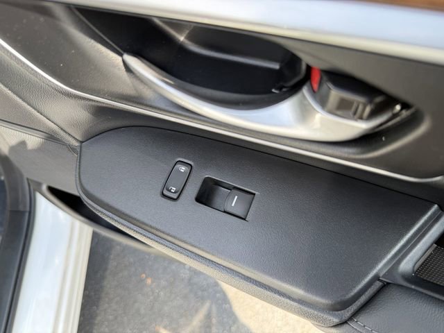 Used 2022 Honda CR-V Touring image 34