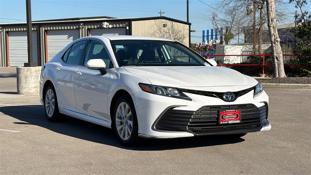 Certified 2024 Toyota Camry LE image 3