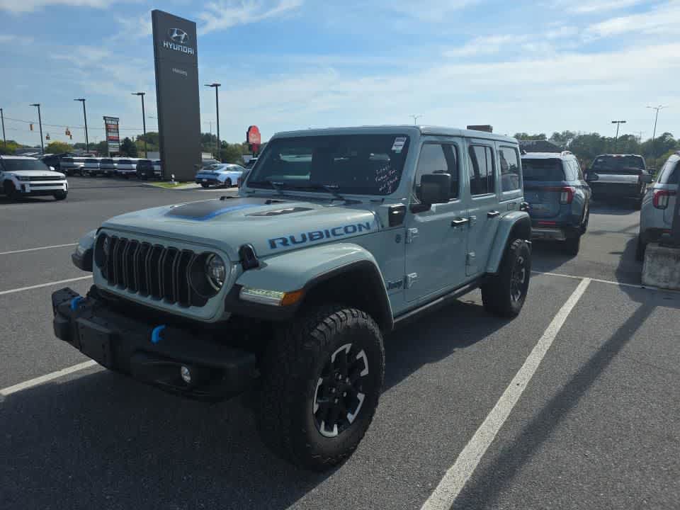 Used 2024 Jeep Wrangler Unlimited Rubicon 4xe AWD/4WD image 2