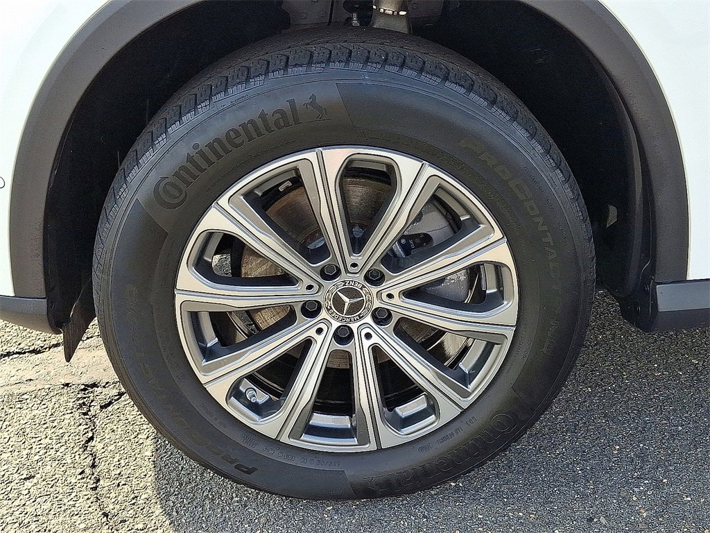 Used 2023 Mercedes-Benz GLC 300 4MATIC image 9