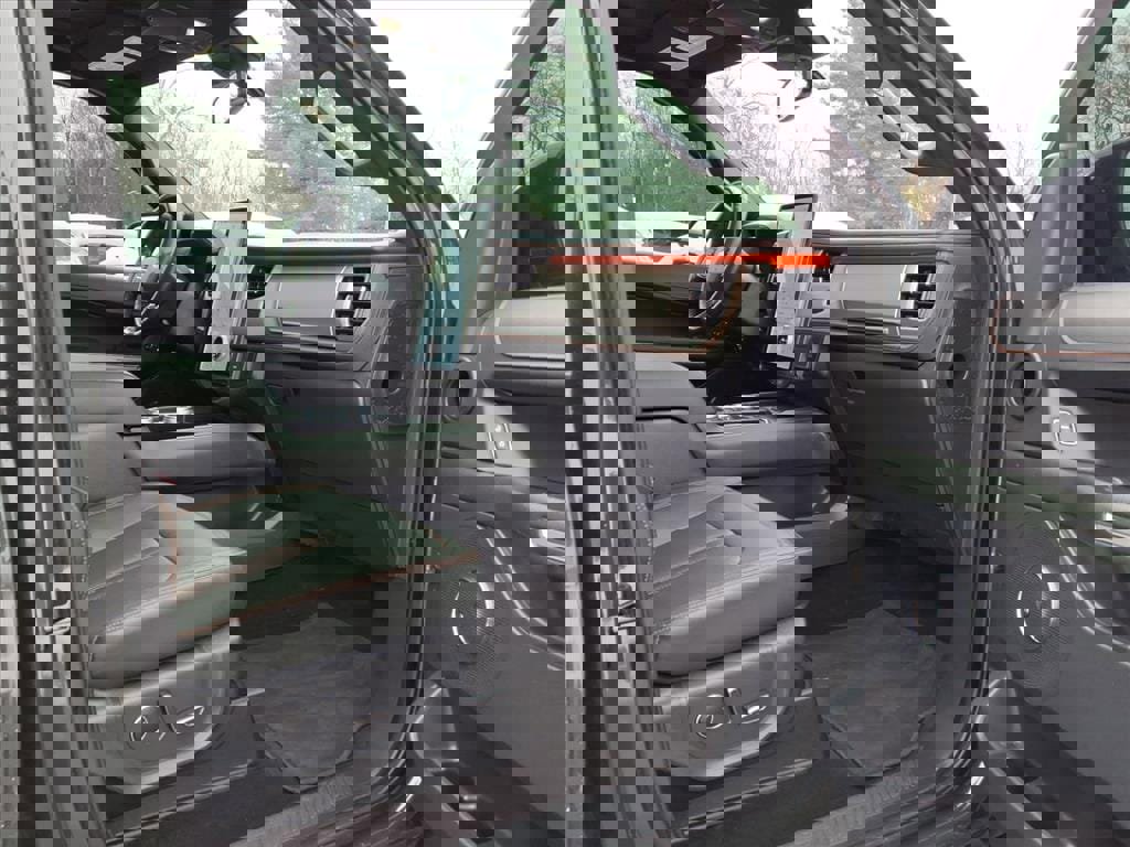 Used 2022 Ford Expedition Timberline image 13