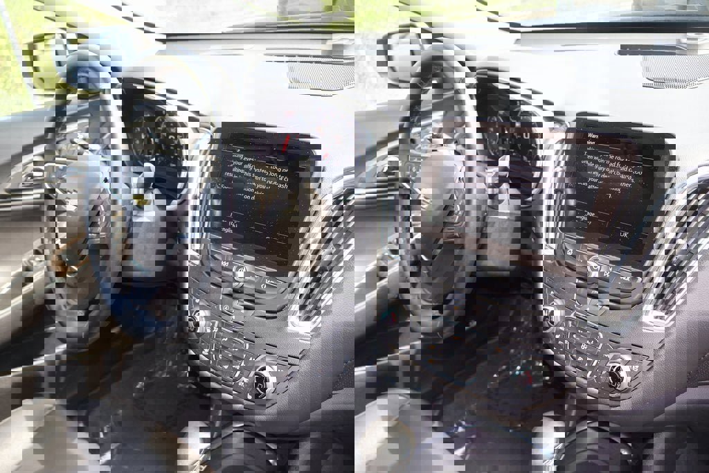 Used 2024 Chevrolet Malibu LT image 9