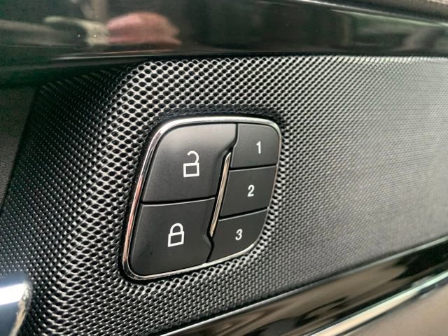 Used 2022 Lincoln Nautilus Standard w/ Premium Package image 17