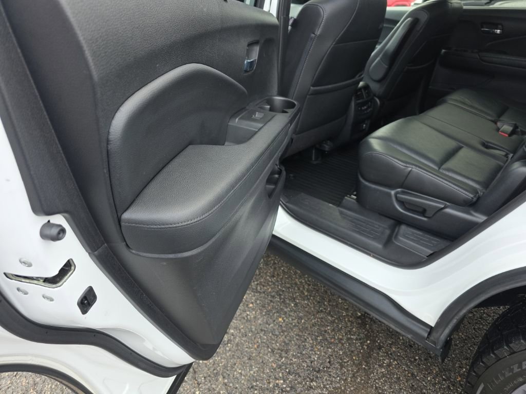 Used 2019 Honda Passport Touring image 12