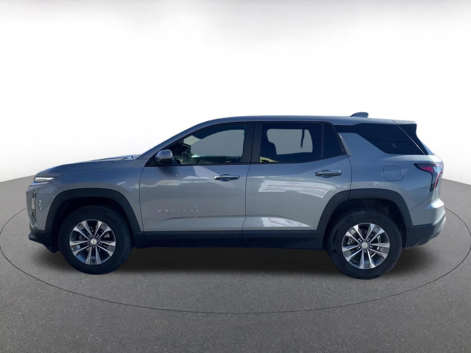 Used 2025 Chevrolet Equinox LT image 9