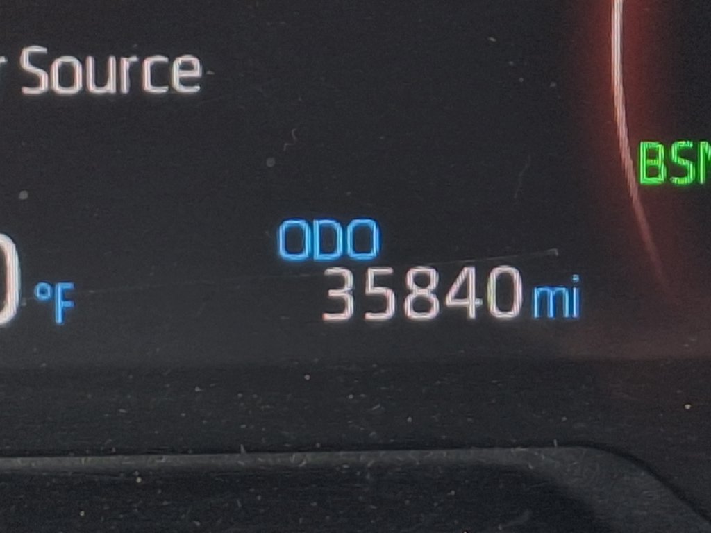 Used 2025 Toyota RAV4 XLE FWD image 18