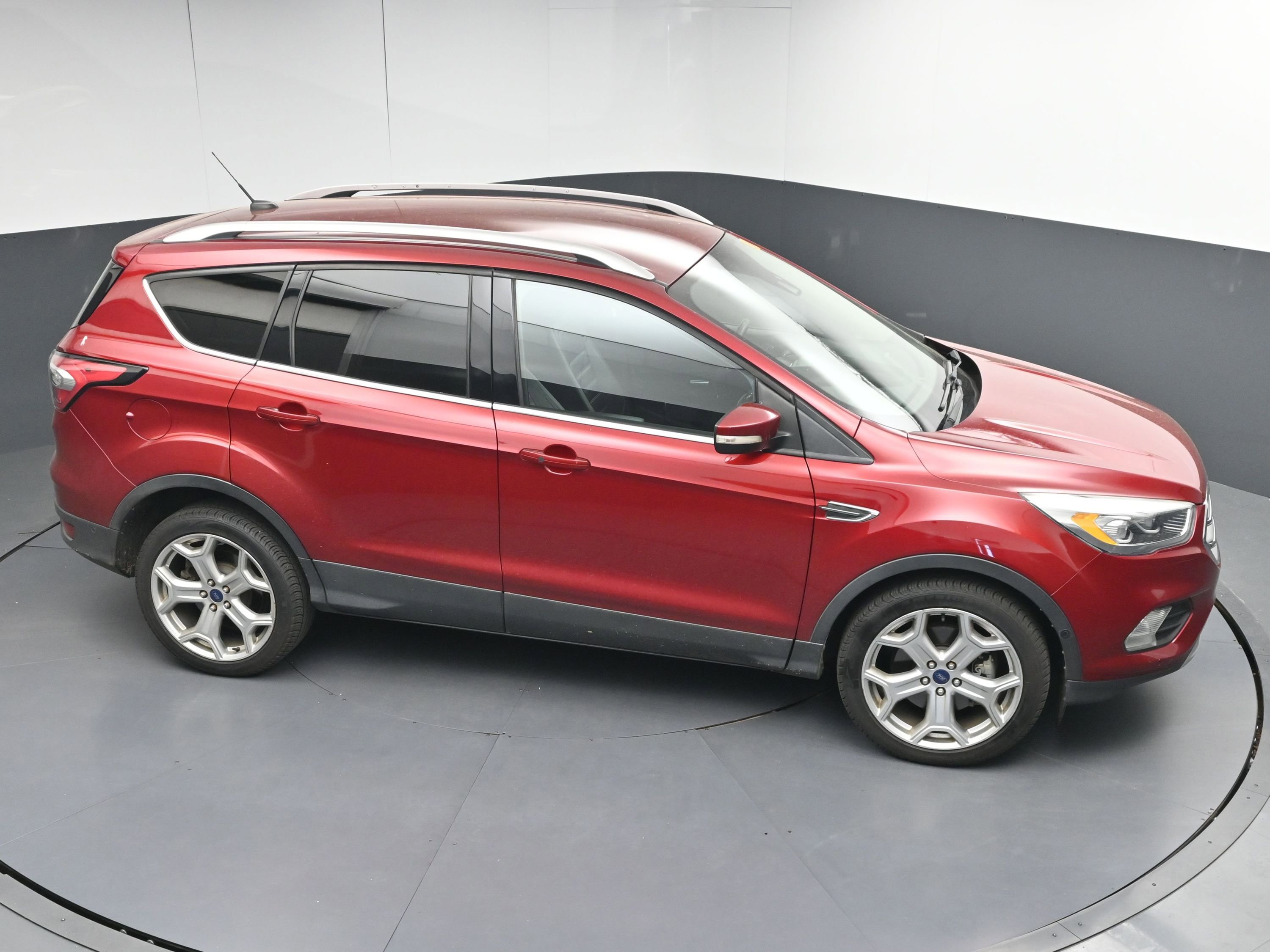 Used 2017 Ford Escape Titanium w/ Equipment Group 301A image 34