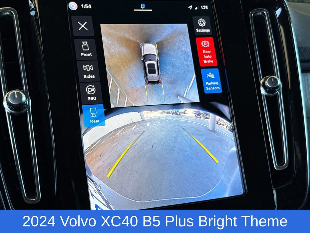 Certified 2024 Volvo XC40 B5 Plus w/ Protection Package Premier image 19