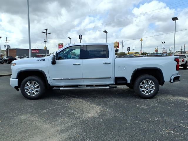 New 2026 Chevrolet Silverado 2500 High Country w/ High Country Premium Package AWD/4WD image 8