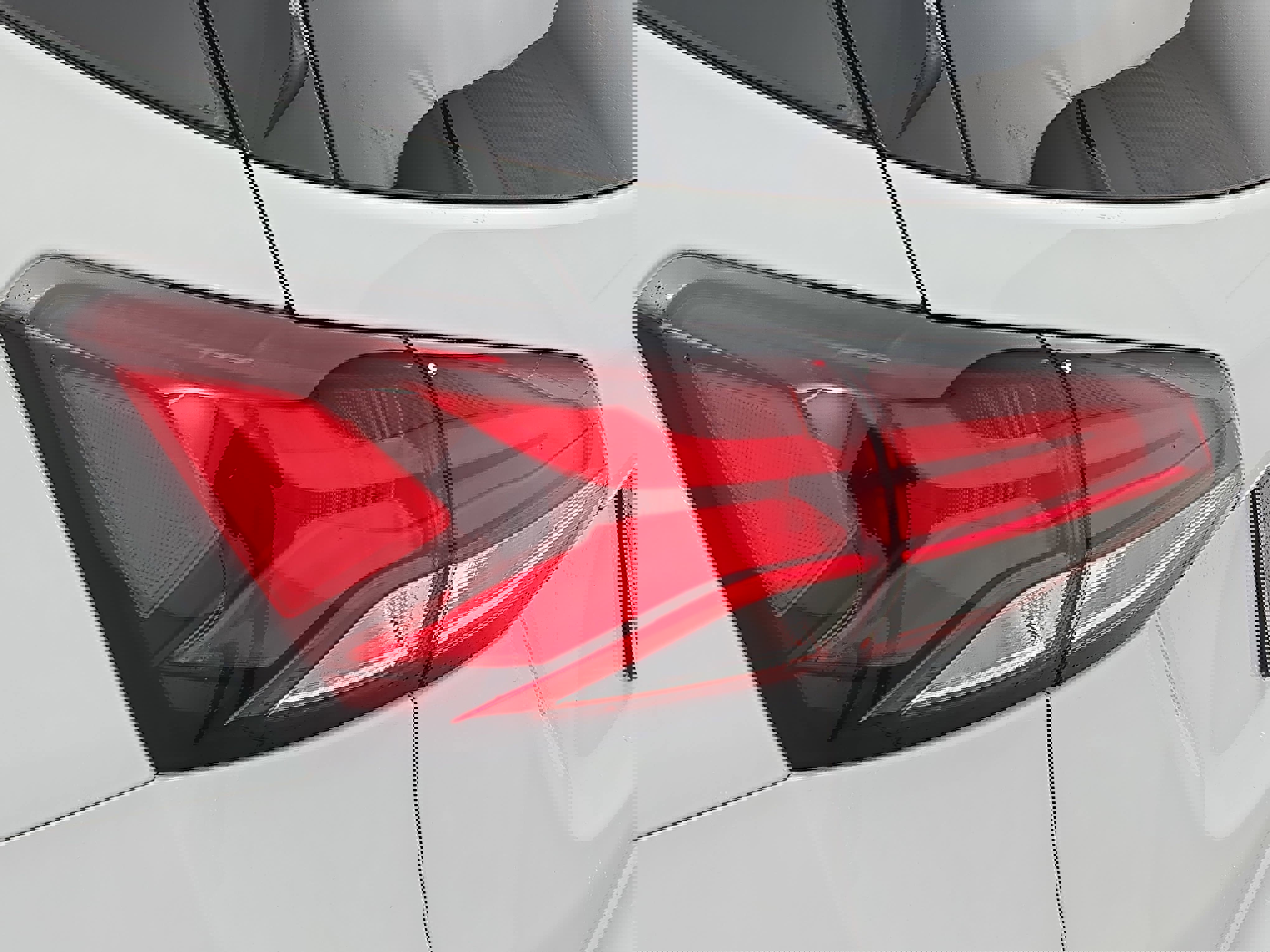 Used 2022 Chevrolet Equinox Premier image 34