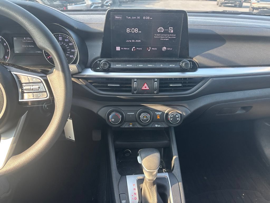 Certified 2022 Kia Forte LXS FWD image 10