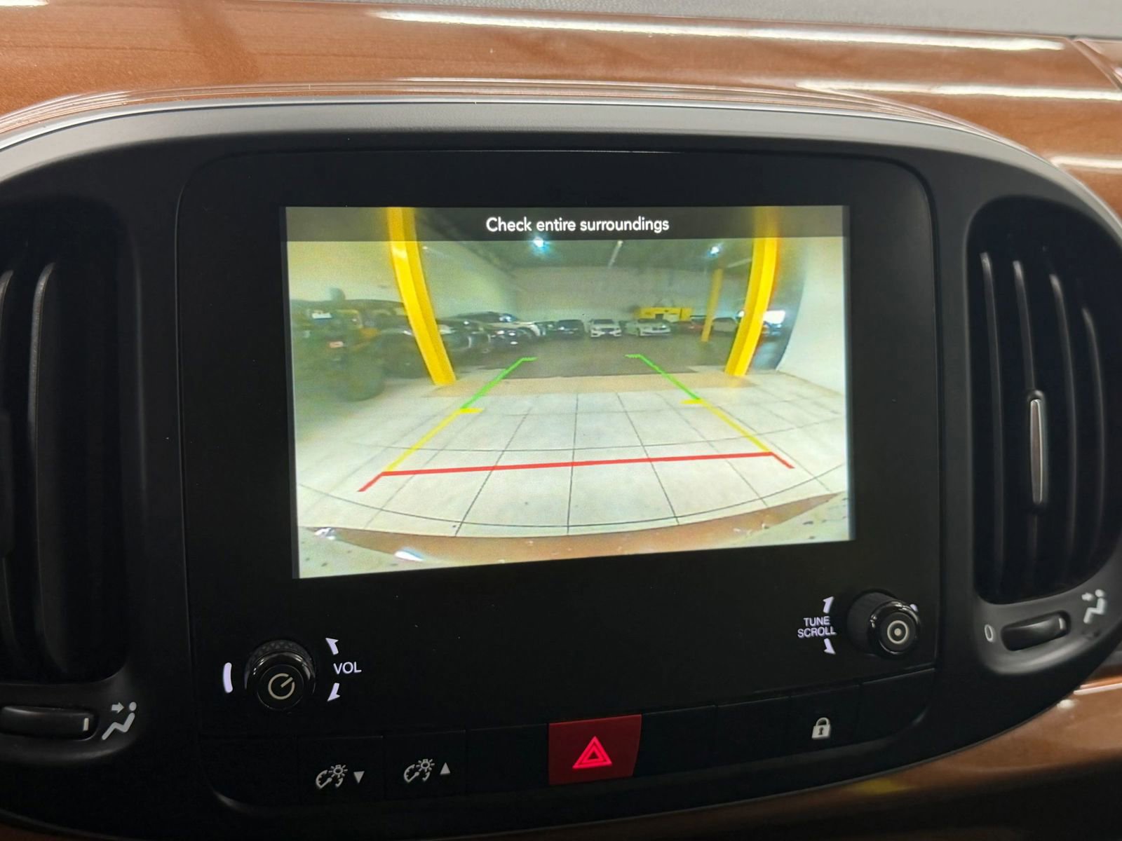 Used 2019 FIAT 500L Pop FWD image 29