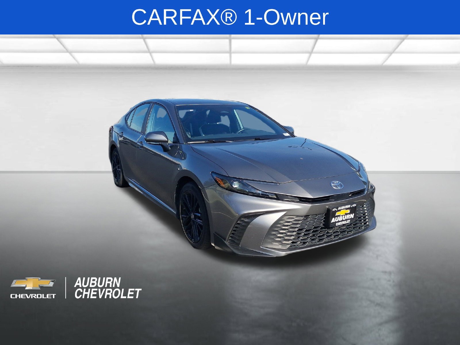 Used 2025 Toyota Camry SE