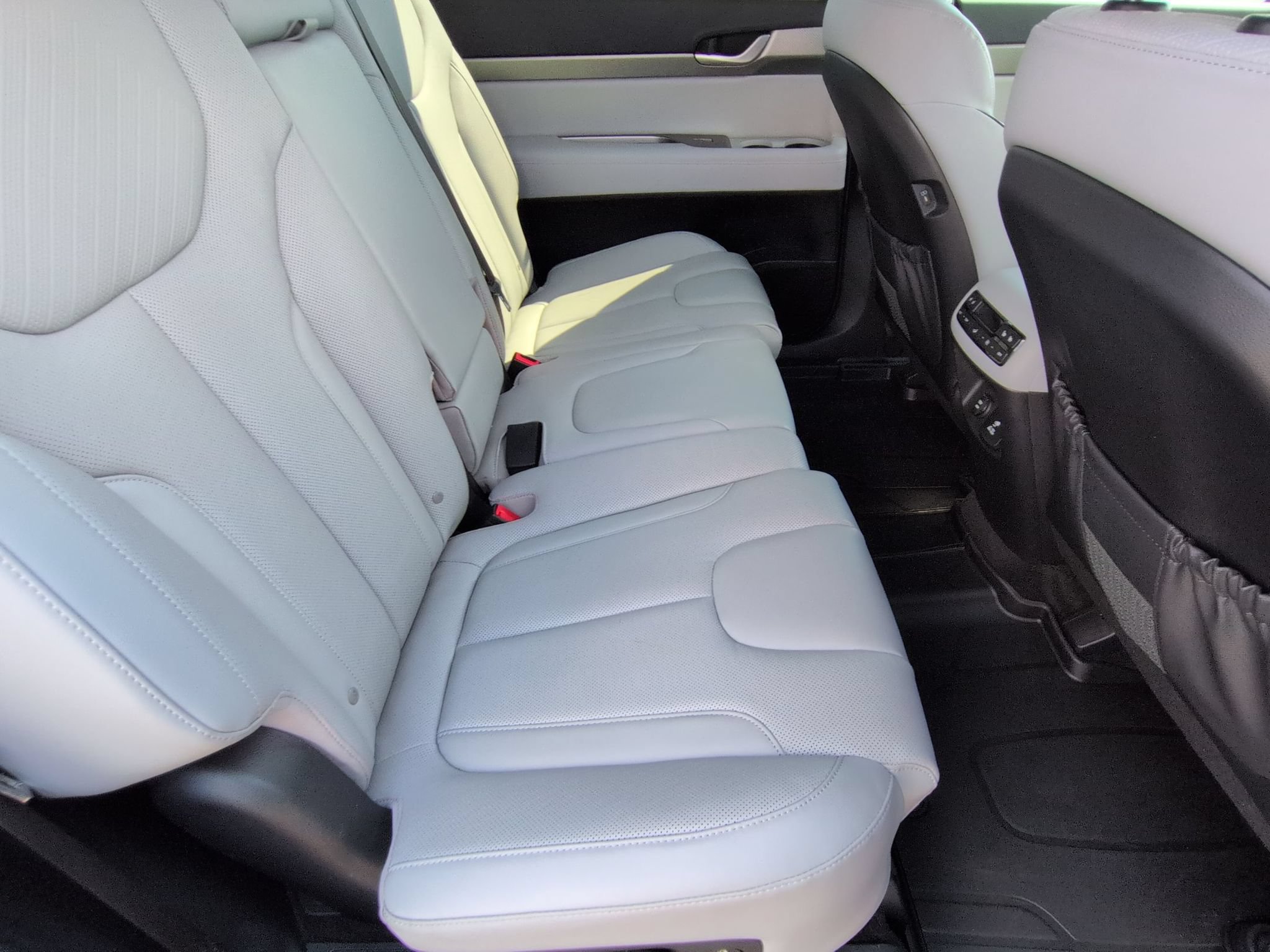 Used 2025 Hyundai Palisade SEL AWD/4WD image 19