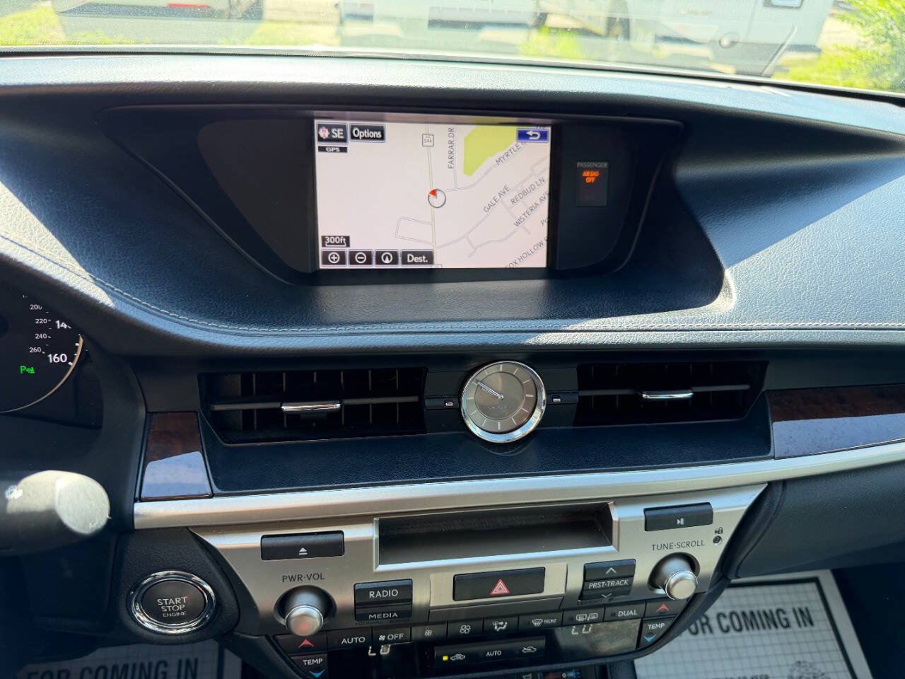 Used 2015 Lexus ES 350 w/ Luxury Package FWD image 21