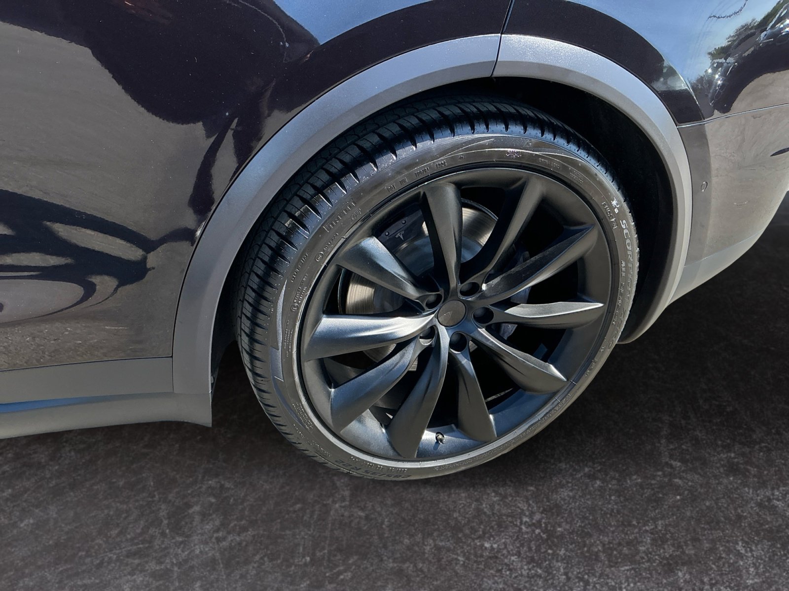 Used 2016 Tesla Model X 70D image 10