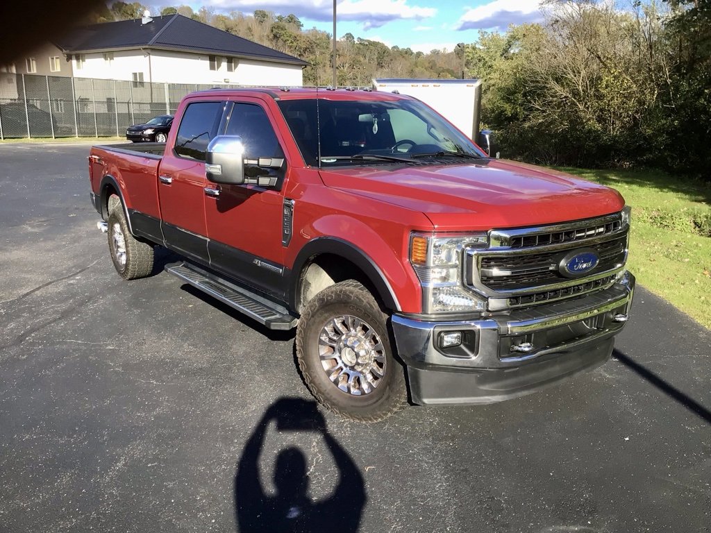 Used 2022 Ford F250 Lariat w/ Chrome Package image 4