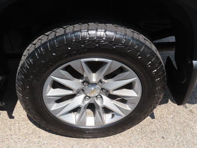 Used 2021 Chevrolet Silverado 1500 High Country w/ Safety Package II AWD/4WD image 16