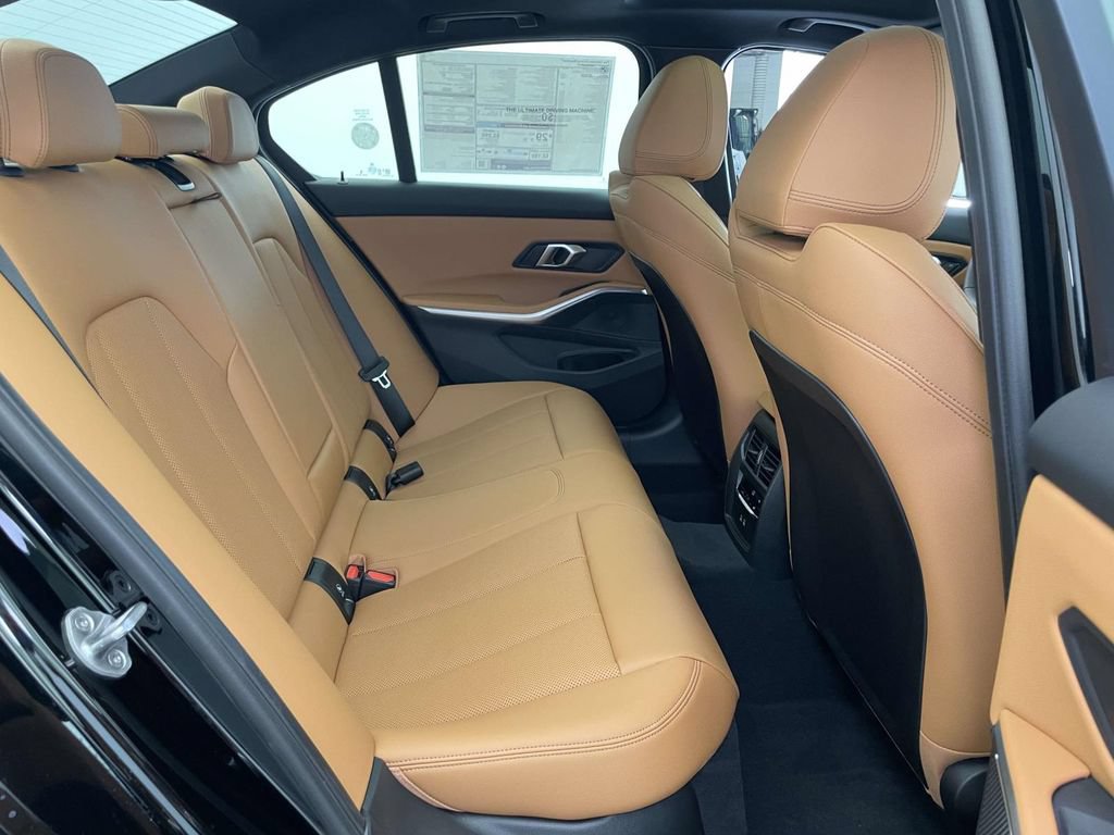 New 2026 BMW 330i xDrive Sedan w/ Convenience Package AWD/4WD image 19