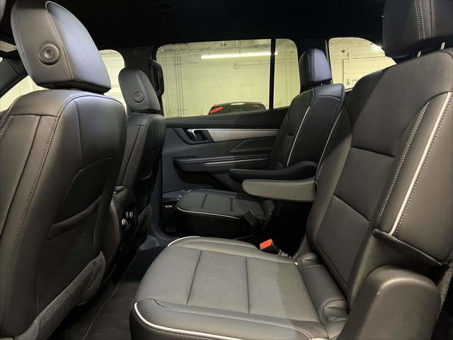 Used 2025 Buick Enclave Preferred w/ Power Package image 14