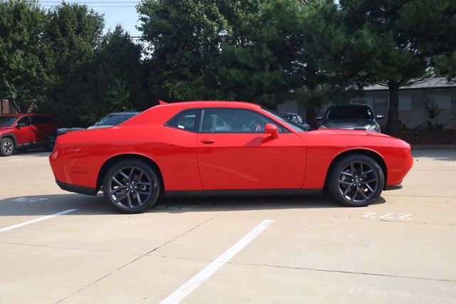 Used 2023 Dodge Challenger SXT w/ Plus Package RWD image 5