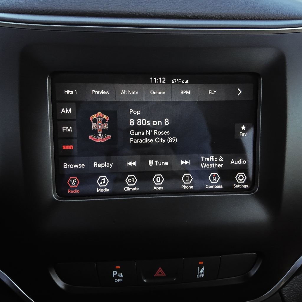 Used 2020 Jeep Cherokee Latitude Plus AWD/4WD image 7