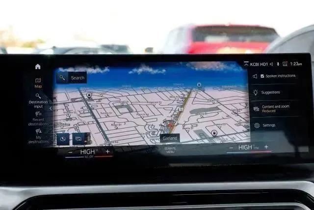 Used 2024 BMW 330i Sedan image 28