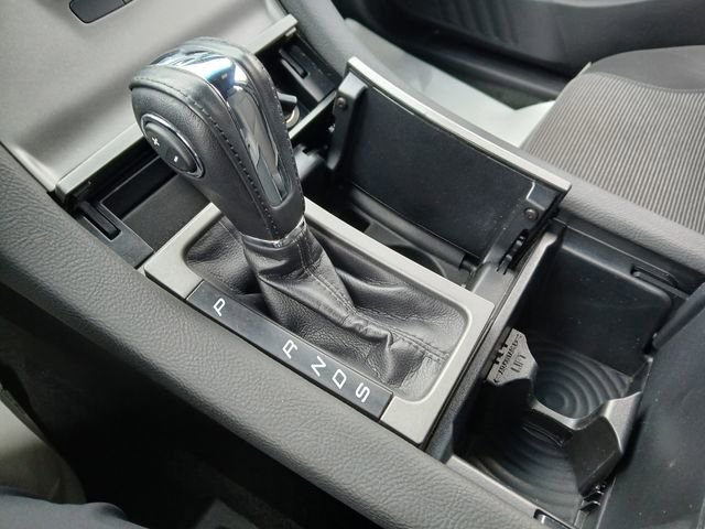 Used 2017 Ford Taurus SEL image 23