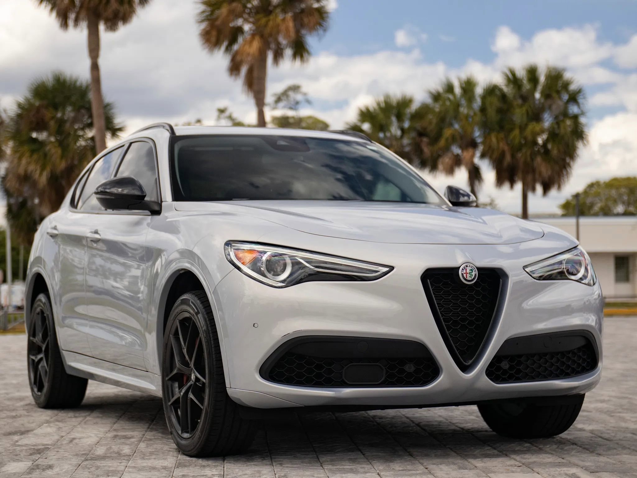 Used 2020 Alfa Romeo Stelvio Sport w/ Quick Order Package 22K Sport RWD image 1
