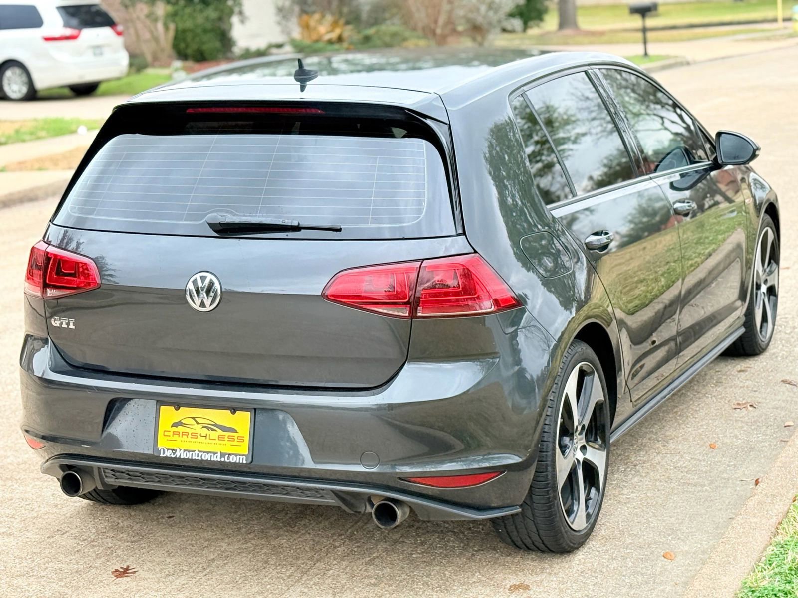 Used 2016 Volkswagen GTI S FWD image 7