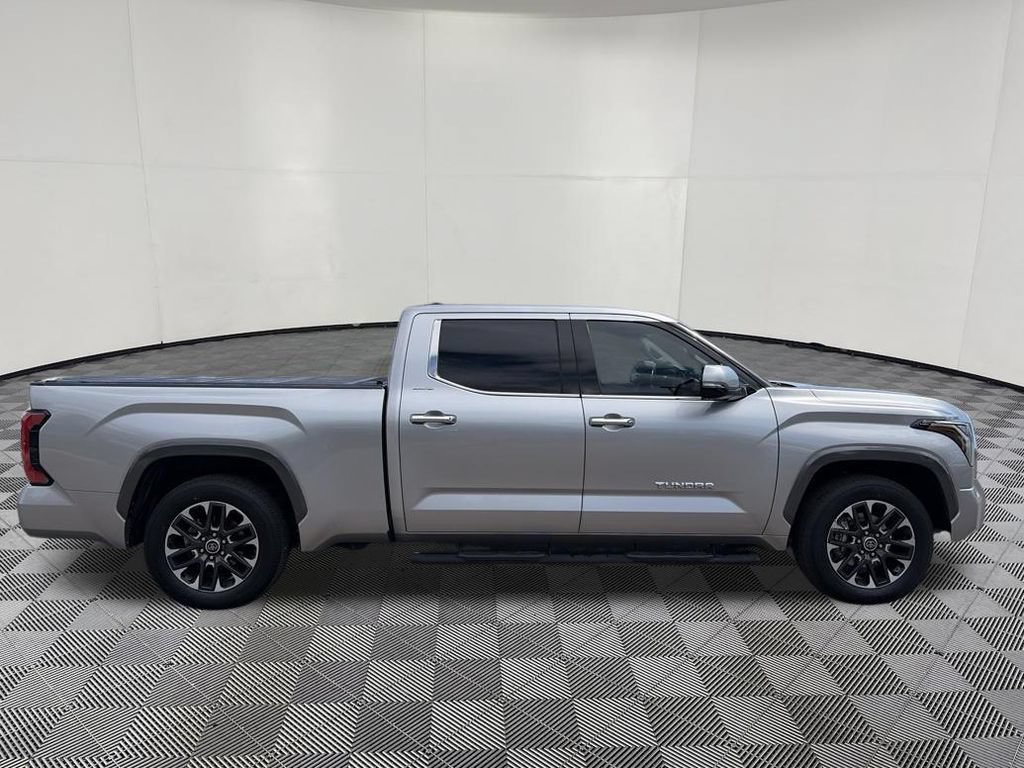 Used 2022 Toyota Tundra Limited AWD/4WD image 9