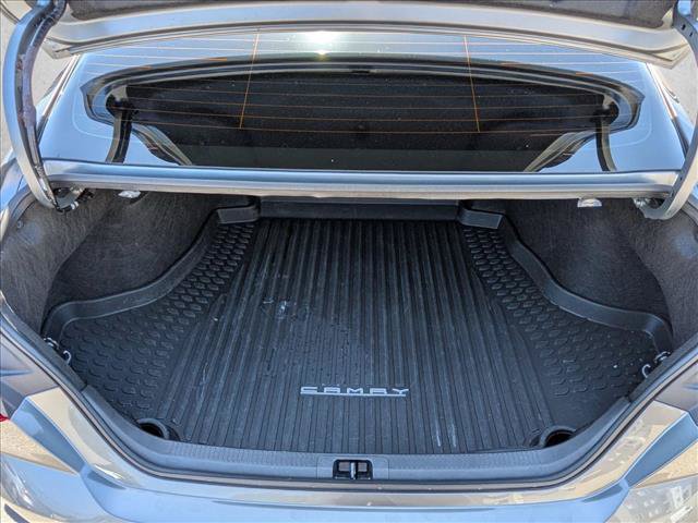 Used 2026 Toyota Camry SE w/ Convenience Package FWD image 6