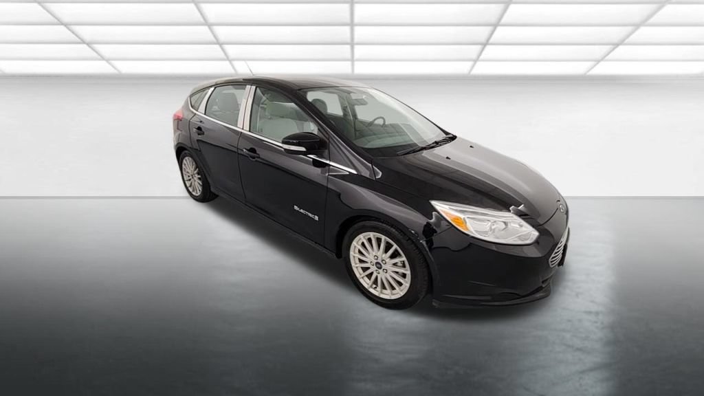 Used 2017 Ford Focus Electric Hatchback FWD image 9