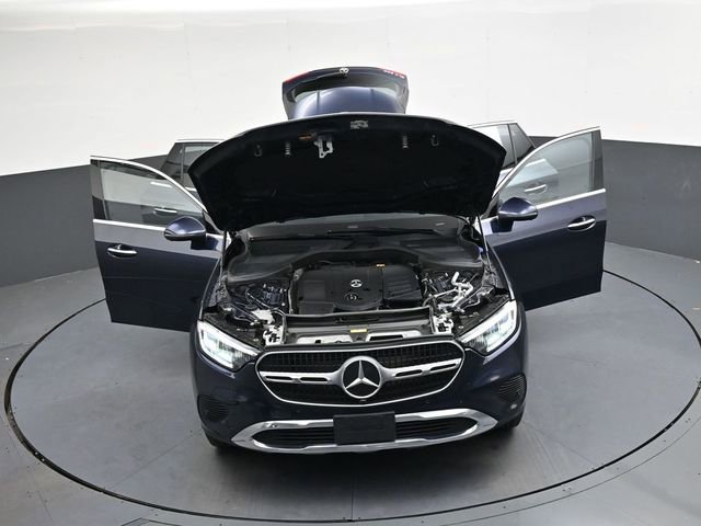 Used 2024 Mercedes-Benz GLC 300 image 37