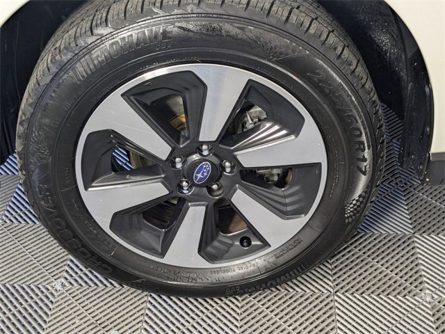 Used 2018 Subaru Forester 2.5i Premium w/ All-Weather Package image 8