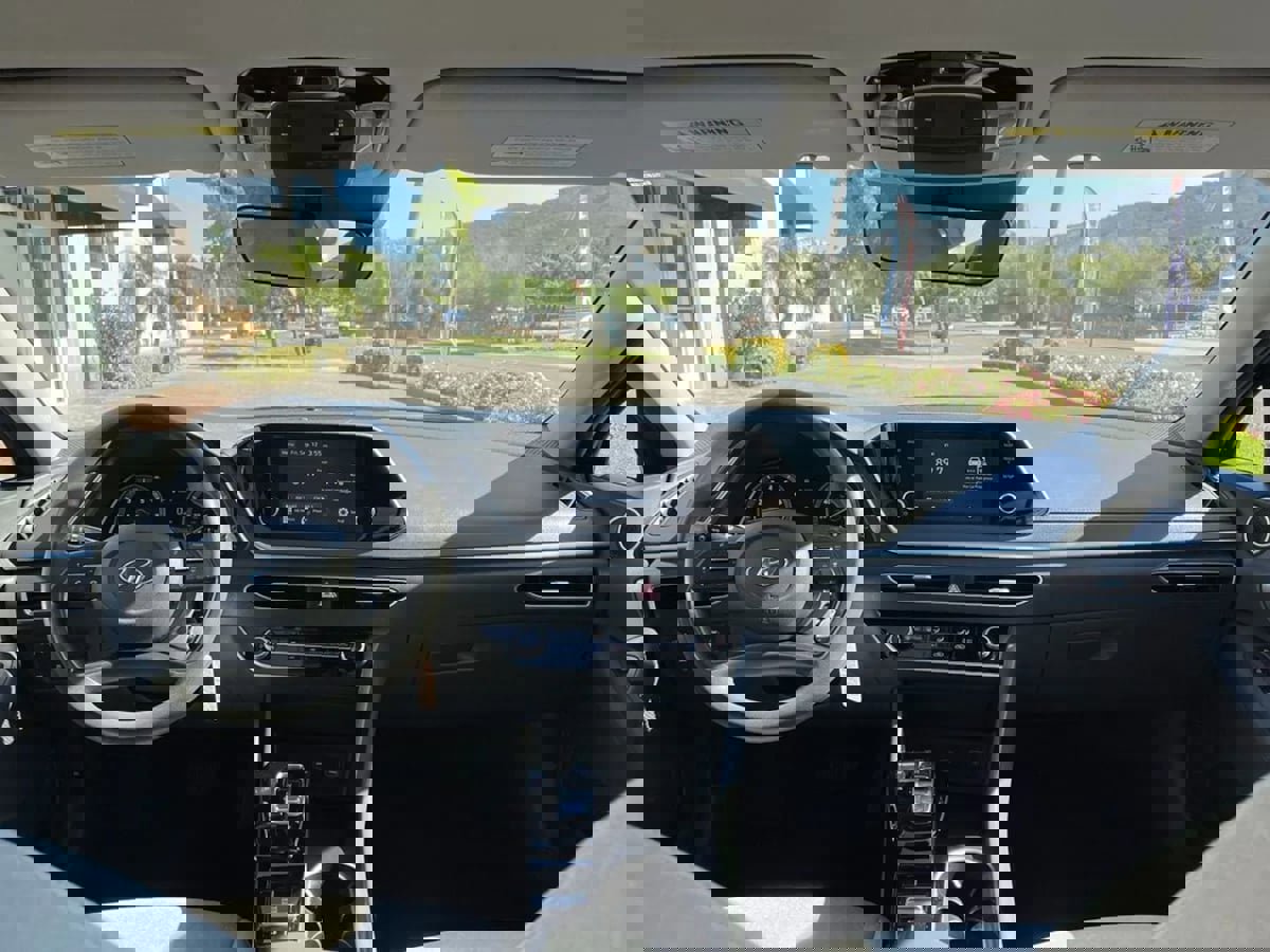 Used 2021 Hyundai Sonata SE image 12