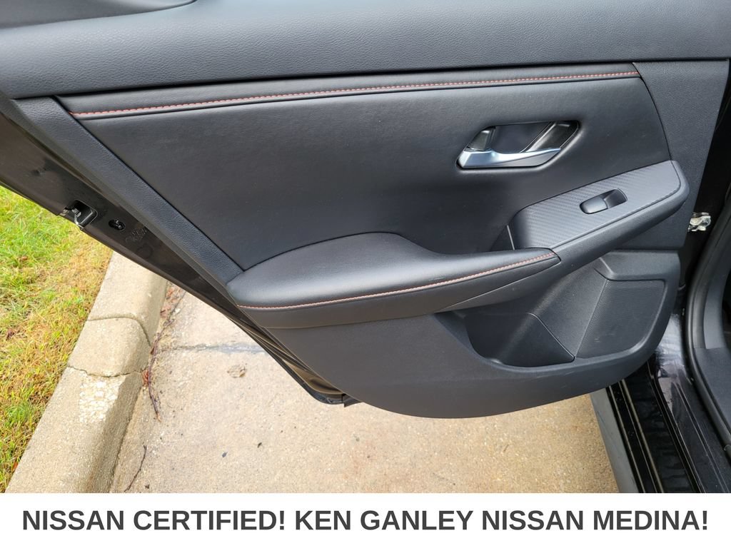Certified 2025 Nissan Sentra SR FWD image 41
