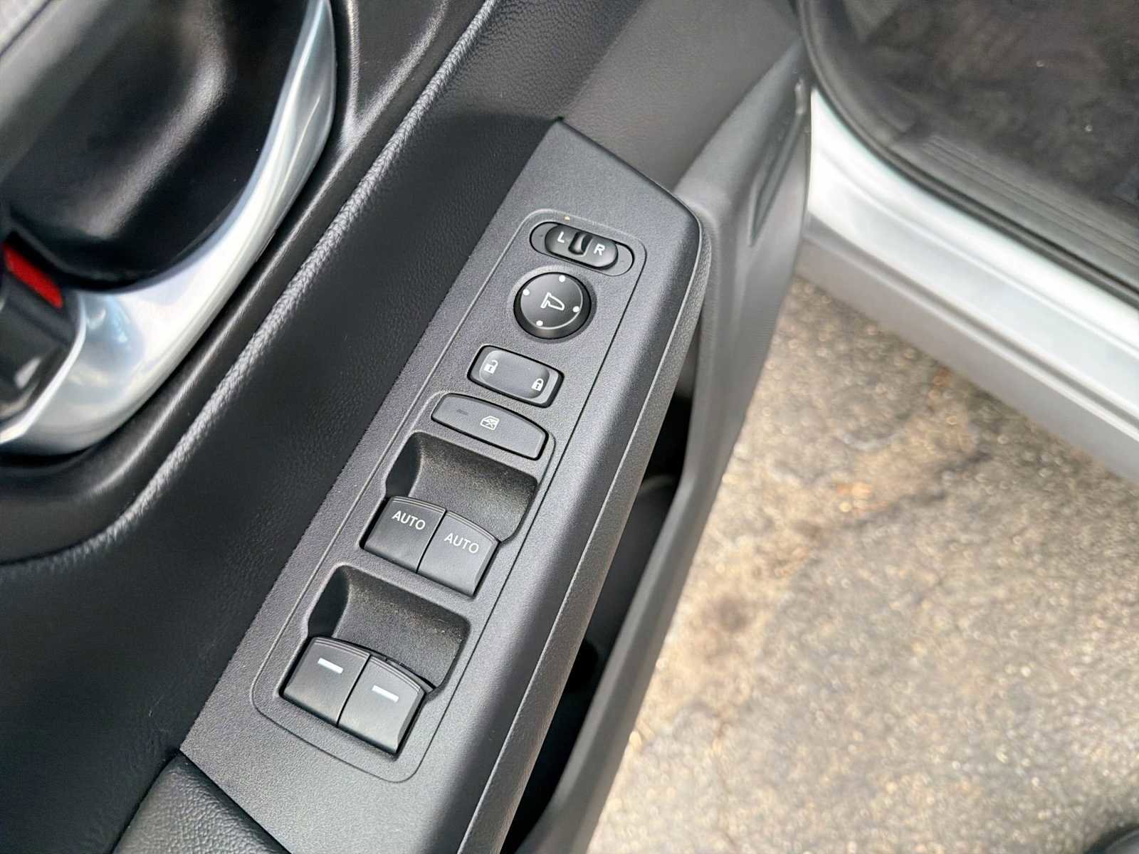 Used 2023 Honda CR-V Sport image 22