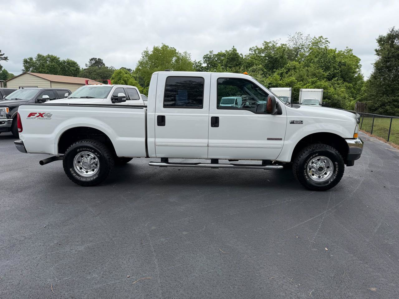 Used 2003 Ford F250 XLT AWD/4WD image 5