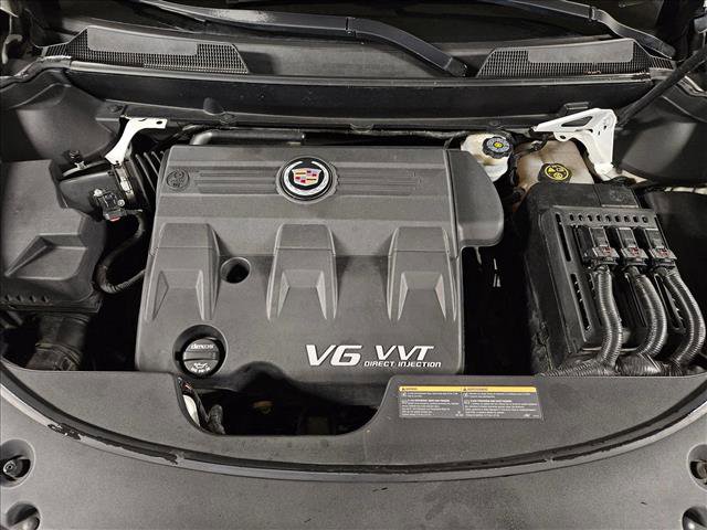 Used 2015 Cadillac SRX Luxury w/ Driver Awareness Package image 21