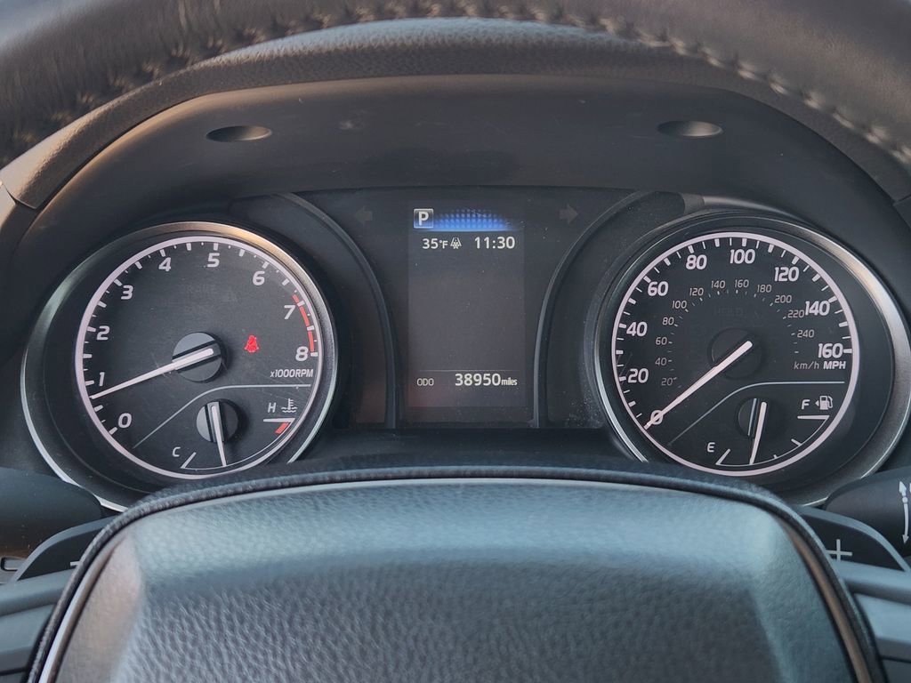 Used 2024 Toyota Camry SE image 20