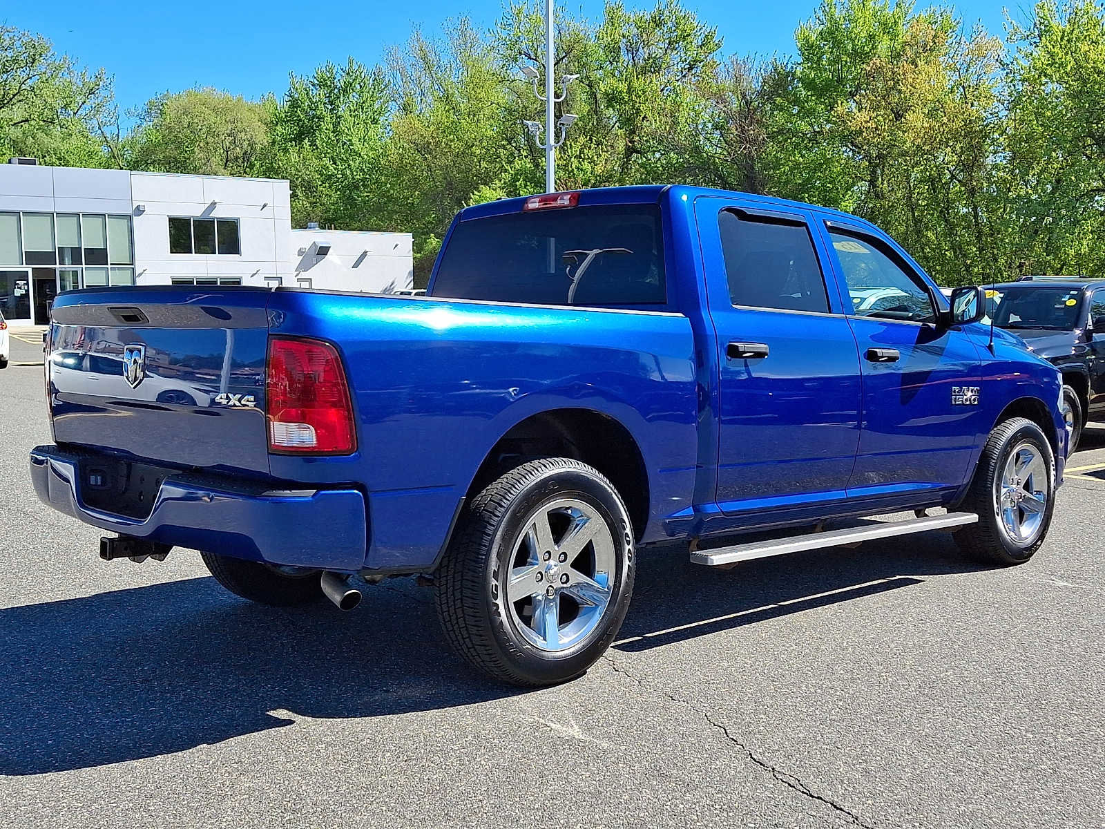 Used 2015 RAM 1500 Express AWD/4WD image 6